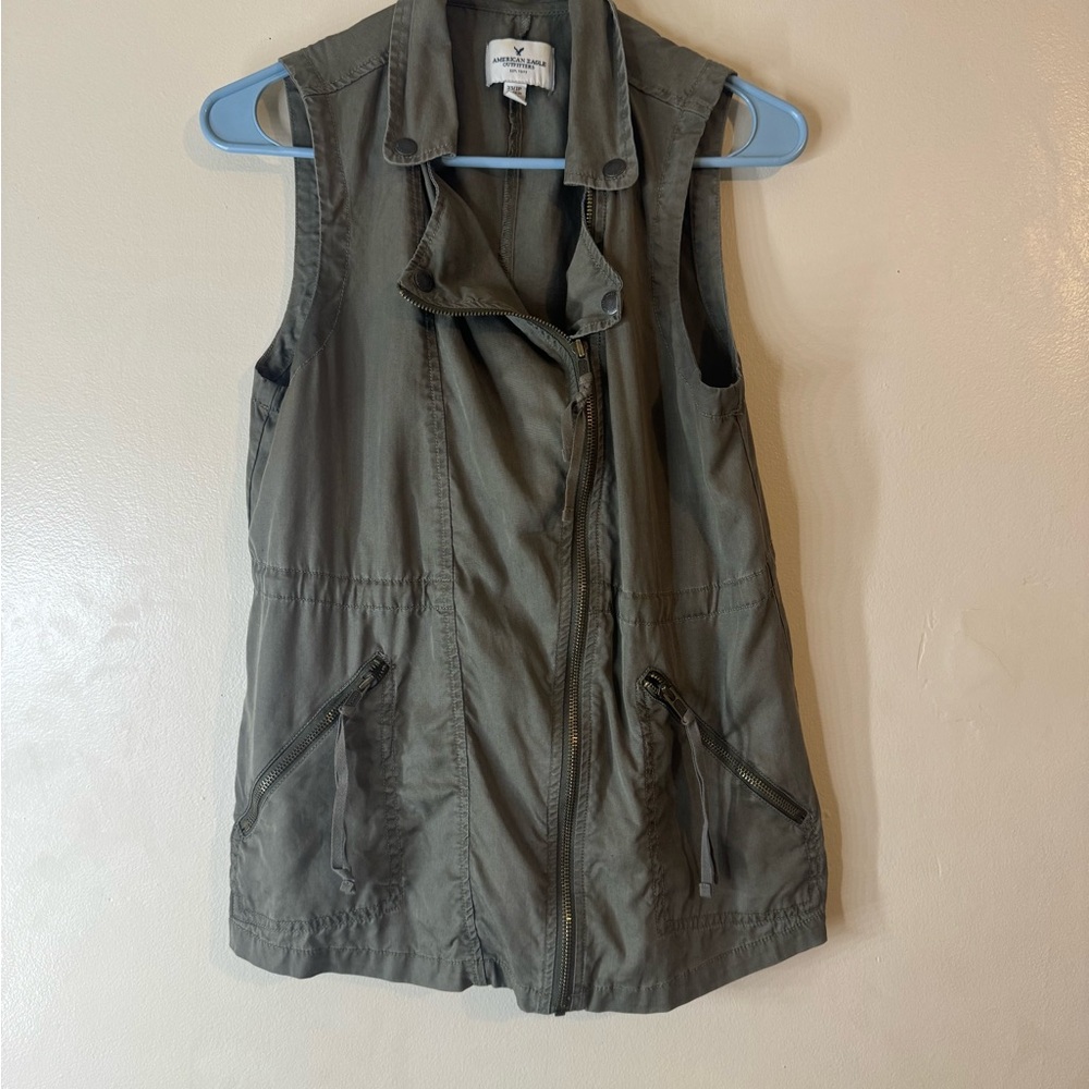 American Eagle Outfitters Sleeveless Green Utility Vest Size XS